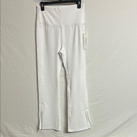 Velocity Women's White Activewear Set Size XL - Picture 3 of 16